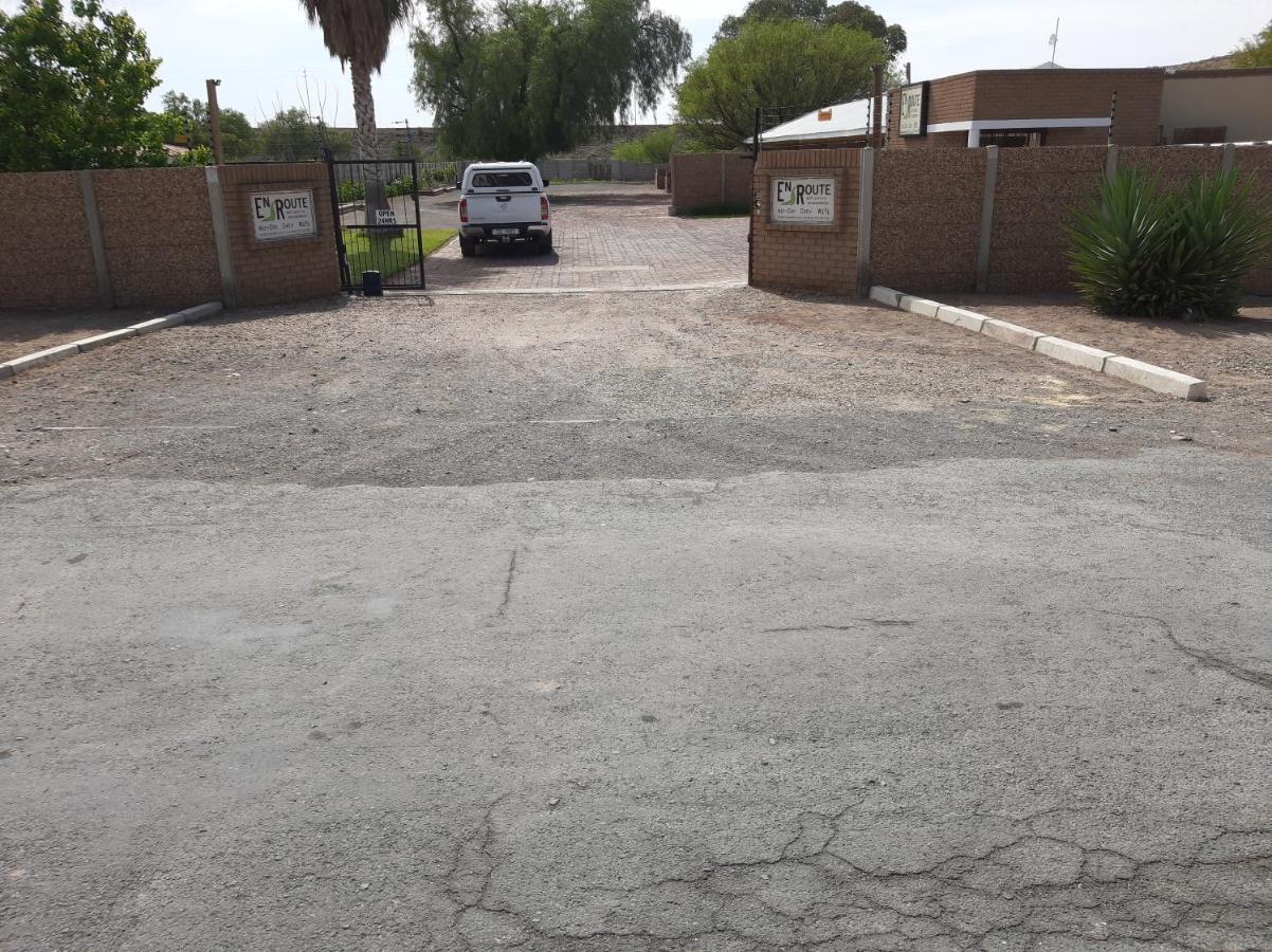 En Route Apartamento Beaufort West Exterior foto